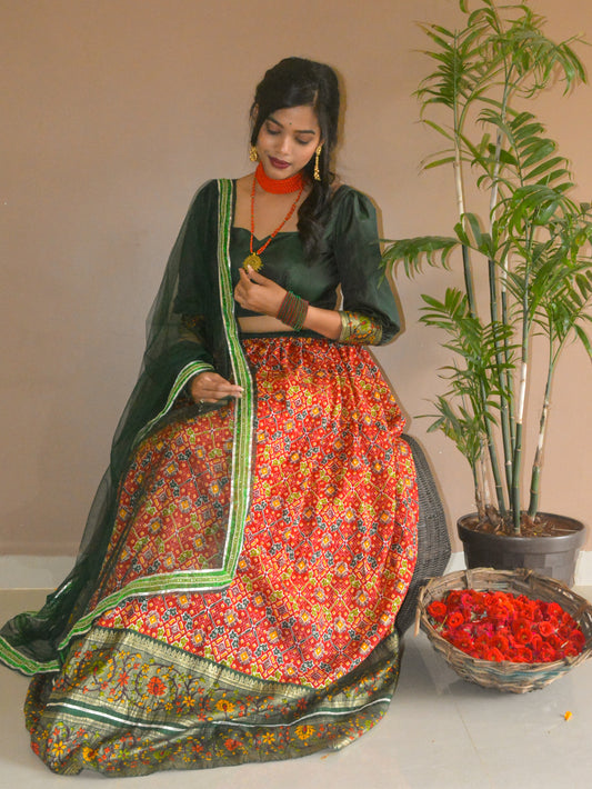 Laali Lehenga Set